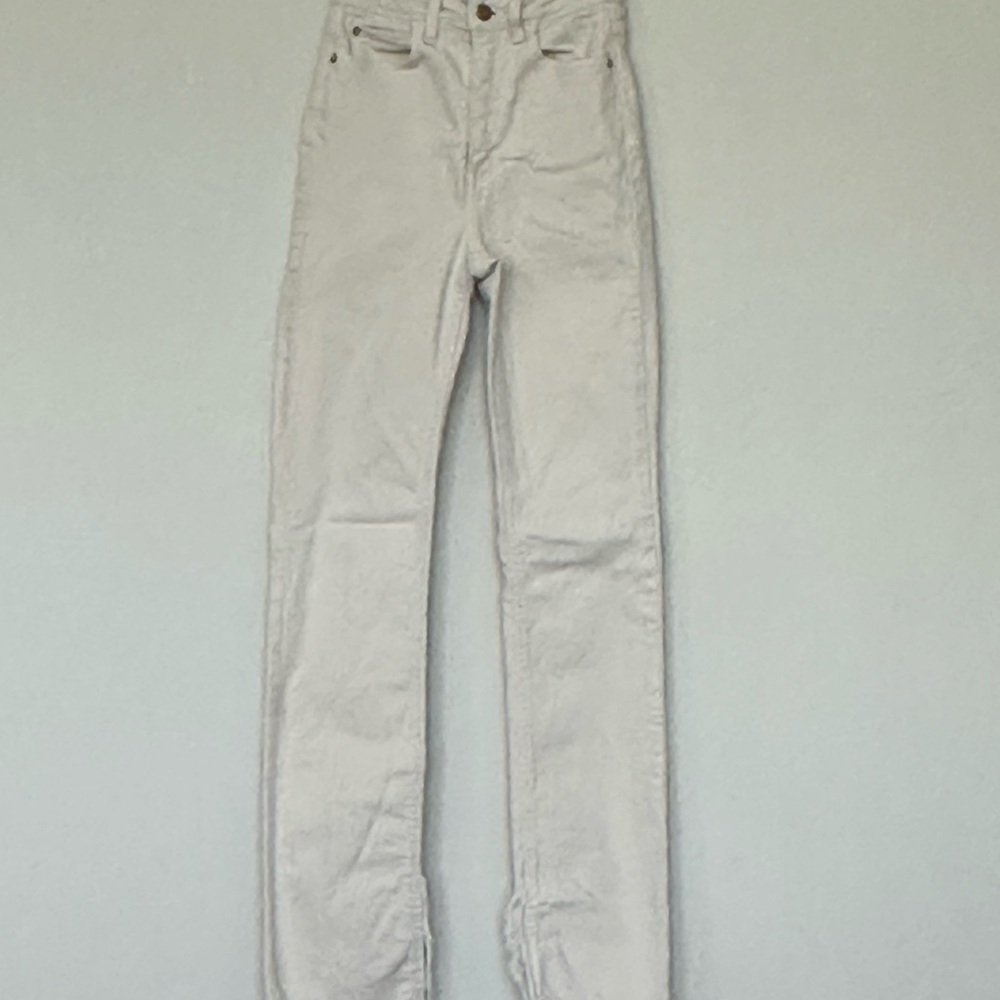 Zara Women's High Rise‎ Jeans - Cream With Slits Size 2